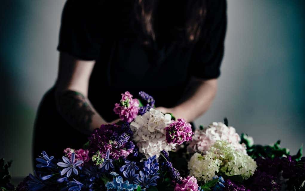 świat kwiaty pogrzeb